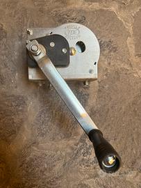 Verricello auto frenante