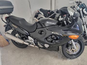 Suzuki GSX 750 F (2000) - Soli 16.000 km