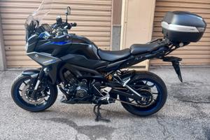 Tracer 900 abs