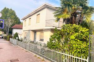 CASA INDIPENDENTE A GASSINO TORINESE