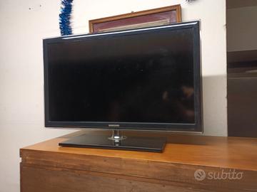 TV samsung 32p  no start in buone condizioni