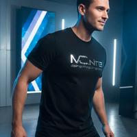 T-shirt nera con logo argentato, Fuit