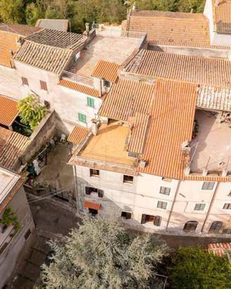 Casa indipendente di 121 m² con 5 locali a Tarano