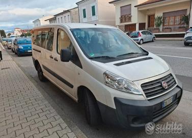 Furgone Fiat scudo 9 posti