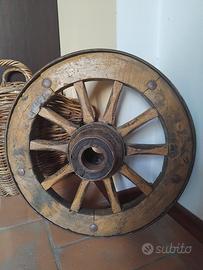 ruota carro legno antica
