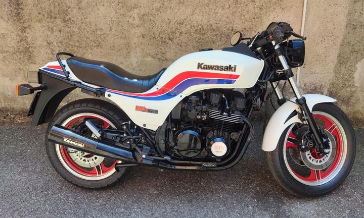 Kawasaki GPZ 750 - 1983