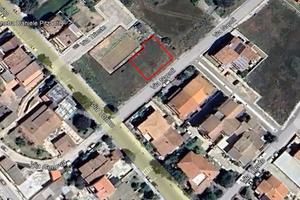 Terreno edificabile mq 442 al centro paese