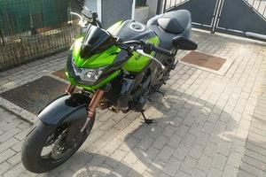 KAWASAKI Z750 R 3.500 KM