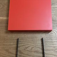 Mensola quadrata a muro con staffa a scomparsa