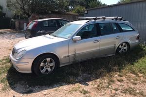 Mercedes E 220