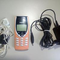 Nokia 8210 + Caricabatterie e Cuffie originali