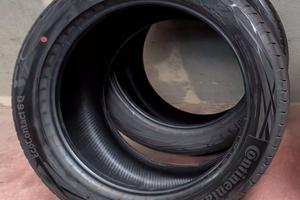 2 gomme estive Continental 235/50 R20 104 H XL