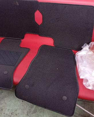 FIAT 500L TAPPETINI IN MOQUETTE
