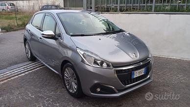 PEUGEOT 208 CC 1200