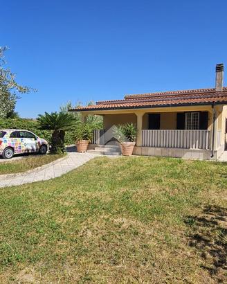 CASA INDIPENDENTE A LATINA