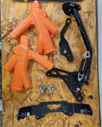 Kit riposizionamento cavalletto laterale KTM