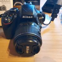 NIKON D3300 con accessori