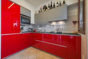 Appartamento di 80 m² con 3 locali e box auto a Ca
