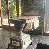 Stufa Olandese Antica - Perfettamente Funzionante