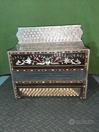 FISARMONICA E ORGANETTO PRIMI 900