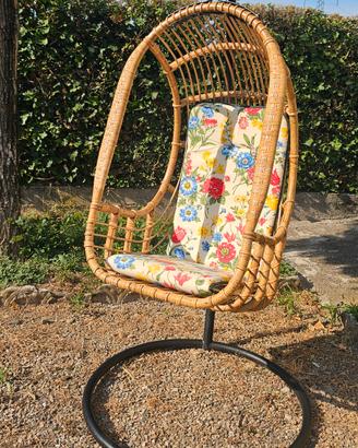 Poltrona sospesa da giardino