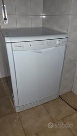 Lavastoviglie INDESIT 15 coperti