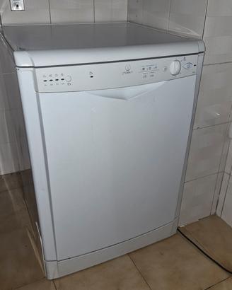 Lavastoviglie INDESIT 15 coperti