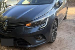 Clio 5 Intens ( Full Optional )