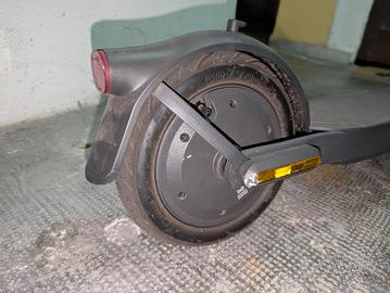 XIAOMI SCOOTER ELITE come nuovo