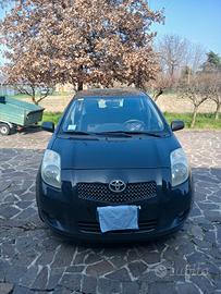 Toyota yarys 1000 5 porte