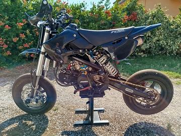 Pit bike Ayrton Legend