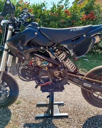 Pit bike Ayrton Legend