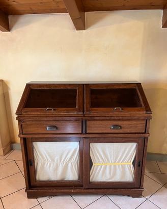 Credenza