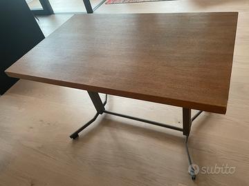 Tavolo da cucina design anni Cinquanta