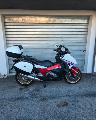 Honda integra 750 dtc super accessoriata