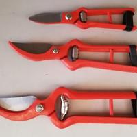 FORBICI DA GIARDINO GUANTI E CUFFIE DA LAVORO TELI