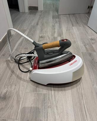 FERRO DA STIRO CON CALDAIA POLTI
