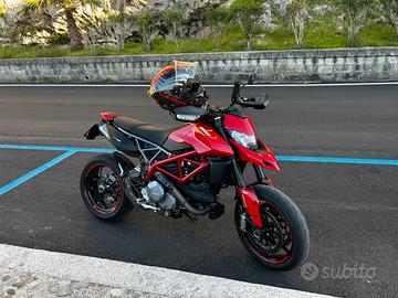 Ducati hypermotard 950