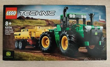 LEGO Technic 42136 John Deere 9620R 4WD Tractor