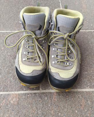 scarpe da montagna