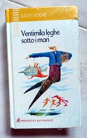 Libro "Ventimila Leghe sotto i Mari" Jules Verne