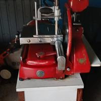 Affettatrice a VOLANO professionale OMAS