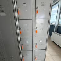 Armadietto in metallo con 6 sportelli nuovo
