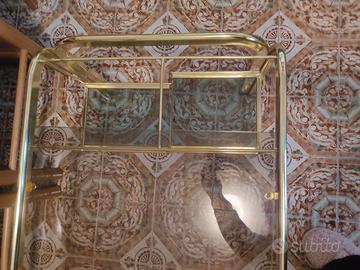 Tavolino in ottone e vetro