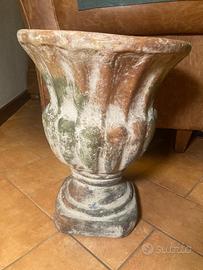 Vaso stile classico anticato da giardino o interno