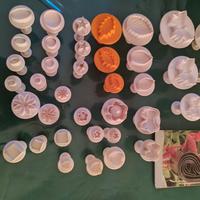 stampi ad espulsione e cutter per cake disign