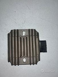 regolatore corrente SUZUKI BURGMAN 400 K7 usato