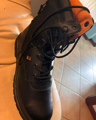 Scarponi marines neri size 44