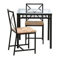 Tavolo Granas IKEA con due sedie