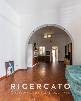 Appartamento di 140 m² con 5 locali a Lequile